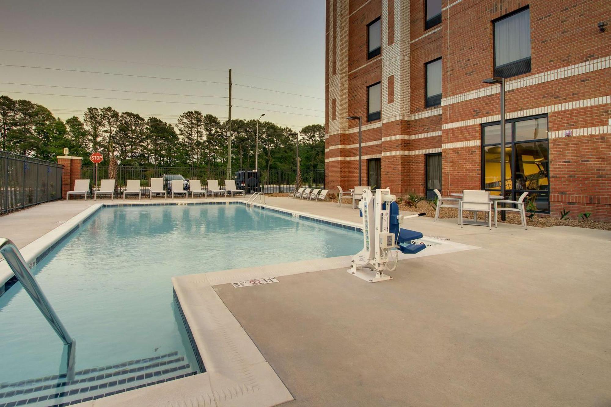 Hampton Inn Sneads Ferry Topsail Beach Eksteriør billede